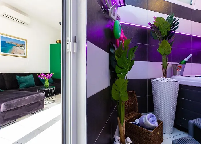 By The Way Hot Tub And Free Parking * دوبروفينك