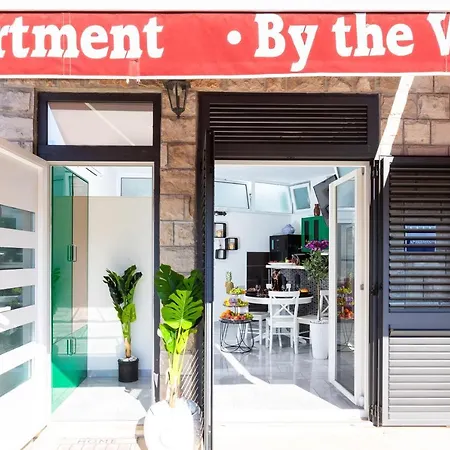 By The Way Hot Tub And Free Parking