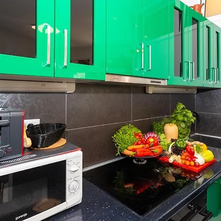 By The Way Hot Tub And Free Parking Lägenhet Dubrovnik